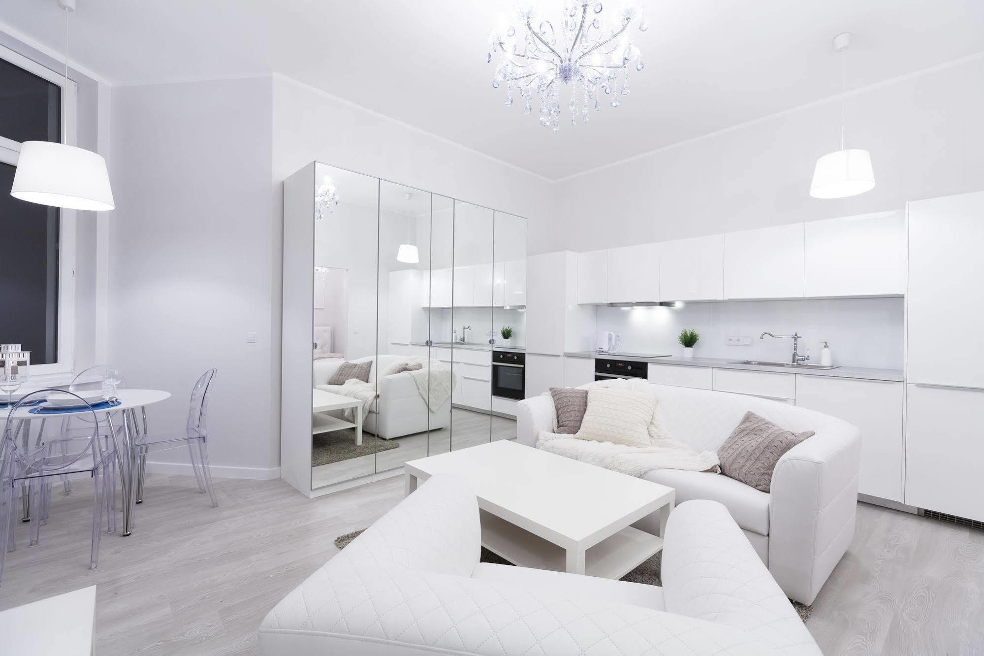 Homewell Apartments Stara Piekarnia พอซนาน ภายนอก รูปภาพ